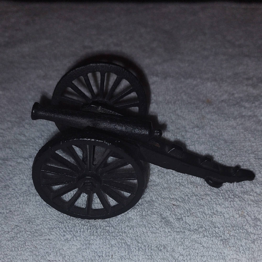 Black Civil War Miniature Cannon Model